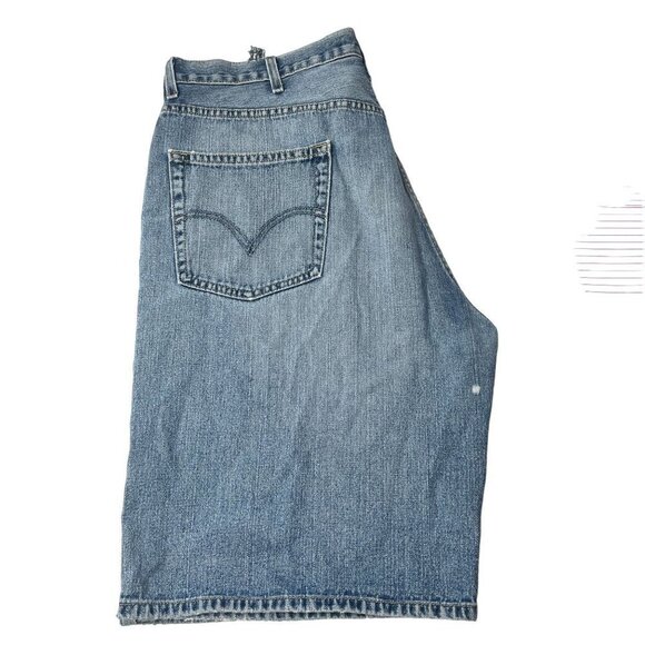 LEVIS 569 Jeans‎ Mens 38 Blue Loose Fit Distressed Denim Shorts - Picture 10 of 11